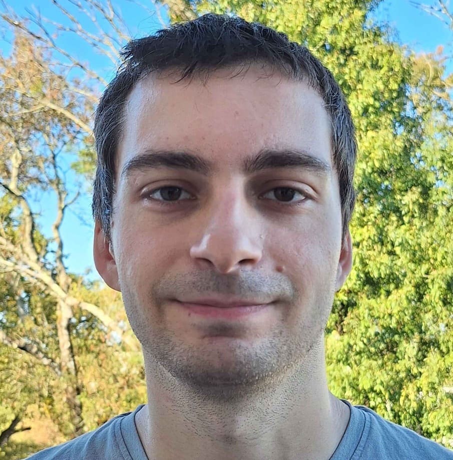 home.alt-picture-myself